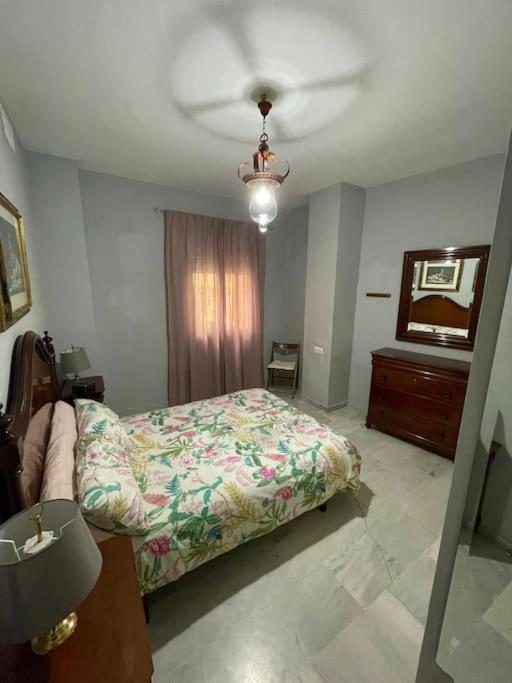 Apartamento En Triana. Seville Luaran gambar