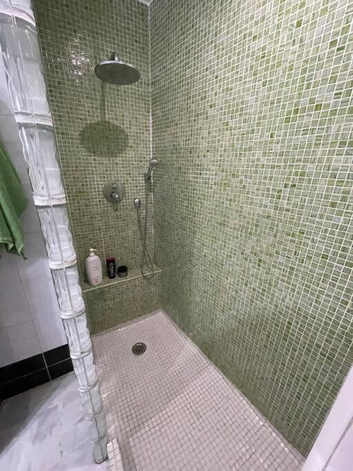 Apartamento En Triana. Seville Luaran gambar